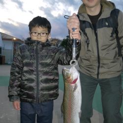 としまえんフィッシングエリア 釣果