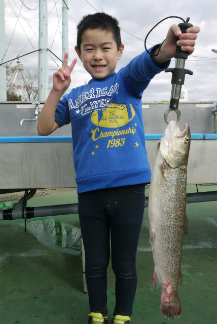 としまえんフィッシングエリア 釣果