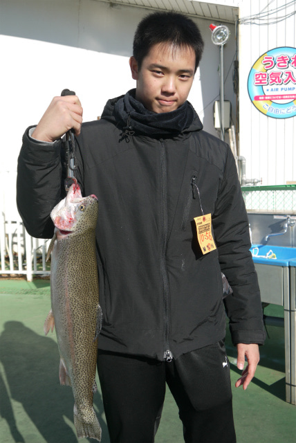 としまえんフィッシングエリア 釣果