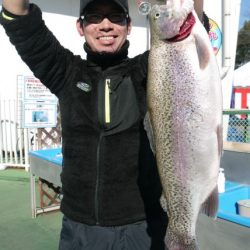 としまえんフィッシングエリア 釣果