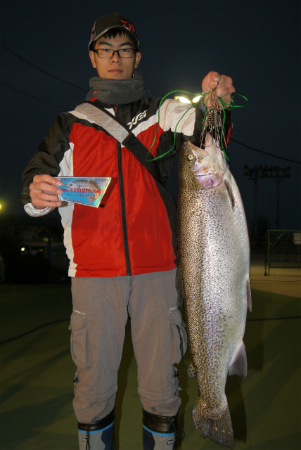 としまえんフィッシングエリア 釣果