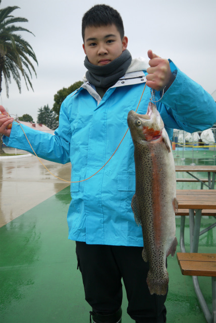 としまえんフィッシングエリア 釣果