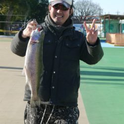 としまえんフィッシングエリア 釣果