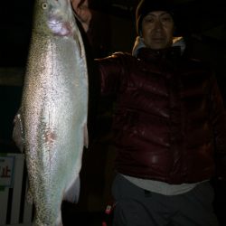 としまえんフィッシングエリア 釣果