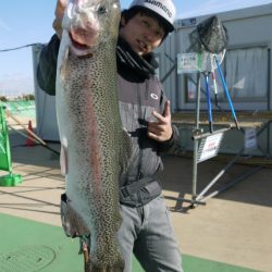 としまえんフィッシングエリア 釣果