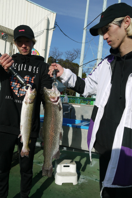 としまえんフィッシングエリア 釣果