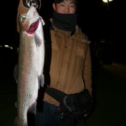 としまえんフィッシングエリア 釣果