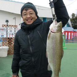 としまえんフィッシングエリア 釣果