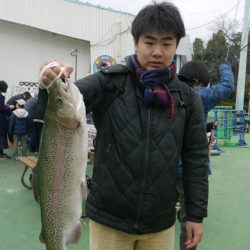 としまえんフィッシングエリア 釣果