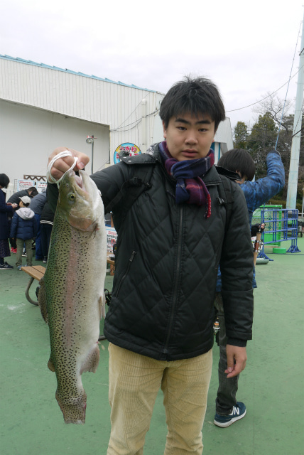としまえんフィッシングエリア 釣果