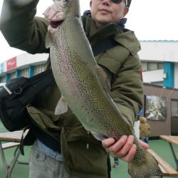 としまえんフィッシングエリア 釣果