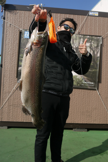 としまえんフィッシングエリア 釣果