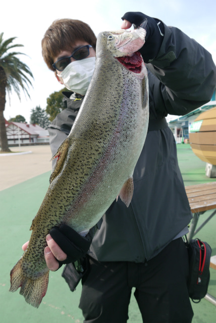としまえんフィッシングエリア 釣果