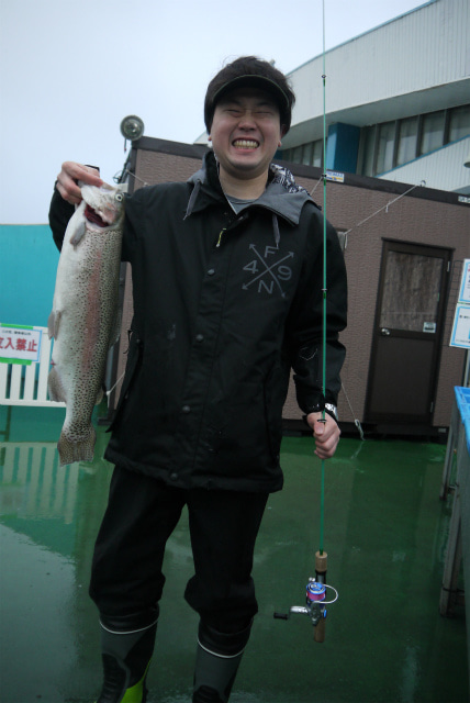 としまえんフィッシングエリア 釣果