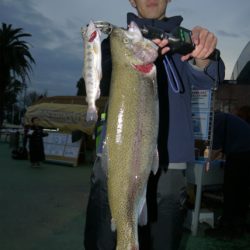 としまえんフィッシングエリア 釣果