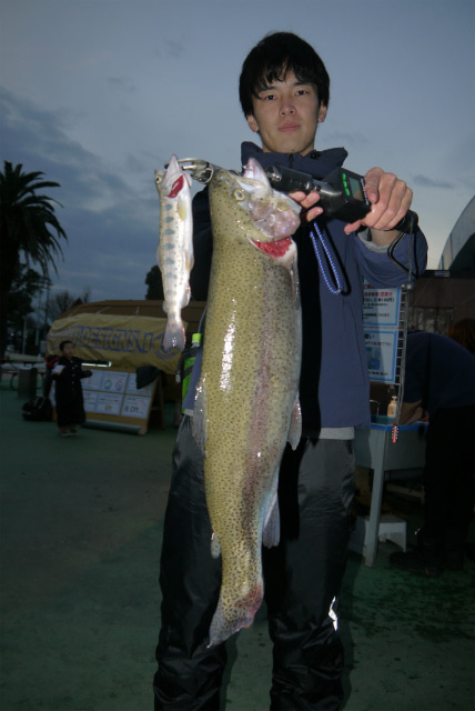 としまえんフィッシングエリア 釣果
