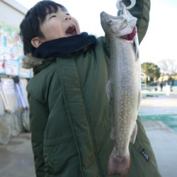 としまえんフィッシングエリア 釣果