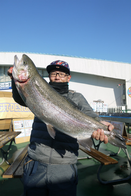 としまえんフィッシングエリア 釣果
