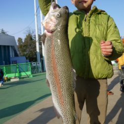 としまえんフィッシングエリア 釣果