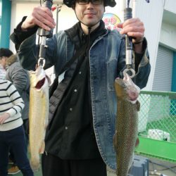 としまえんフィッシングエリア 釣果