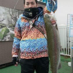 としまえんフィッシングエリア 釣果