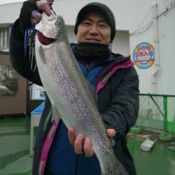 としまえんフィッシングエリア 釣果