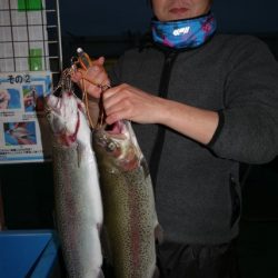 としまえんフィッシングエリア 釣果