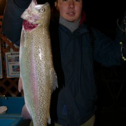 としまえんフィッシングエリア 釣果