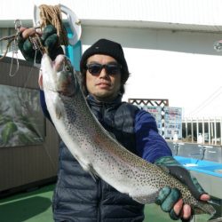 としまえんフィッシングエリア 釣果