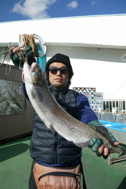 としまえんフィッシングエリア 釣果