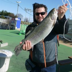 としまえんフィッシングエリア 釣果