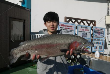 としまえんフィッシングエリア 釣果