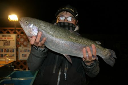 としまえんフィッシングエリア 釣果
