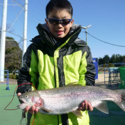 としまえんフィッシングエリア 釣果