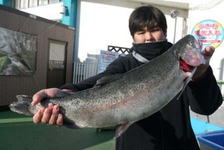 としまえんフィッシングエリア 釣果