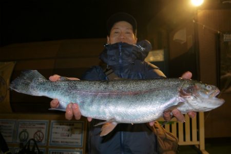 としまえんフィッシングエリア 釣果