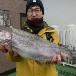 としまえんフィッシングエリア 釣果