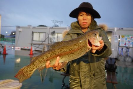 としまえんフィッシングエリア 釣果