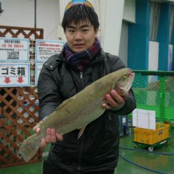 としまえんフィッシングエリア 釣果