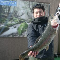 としまえんフィッシングエリア 釣果