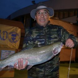 としまえんフィッシングエリア 釣果