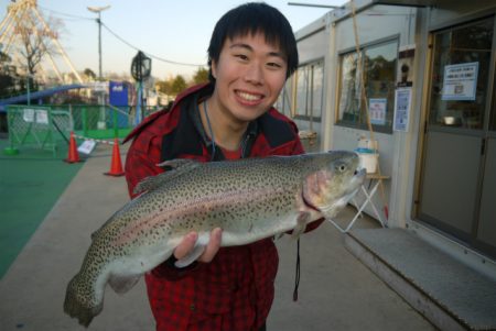 としまえんフィッシングエリア 釣果