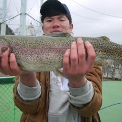 としまえんフィッシングエリア 釣果
