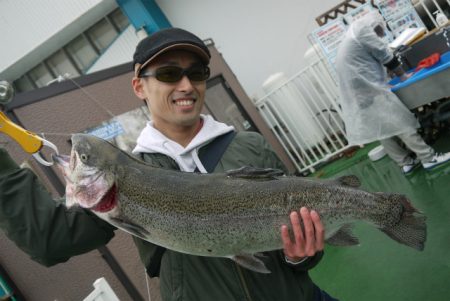 としまえんフィッシングエリア 釣果