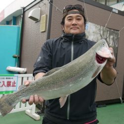 としまえんフィッシングエリア 釣果