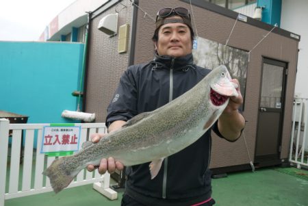 としまえんフィッシングエリア 釣果