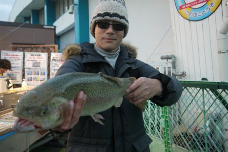 としまえんフィッシングエリア 釣果