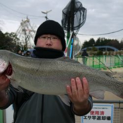 としまえんフィッシングエリア 釣果