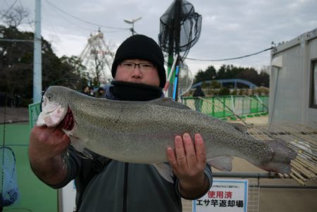 としまえんフィッシングエリア 釣果