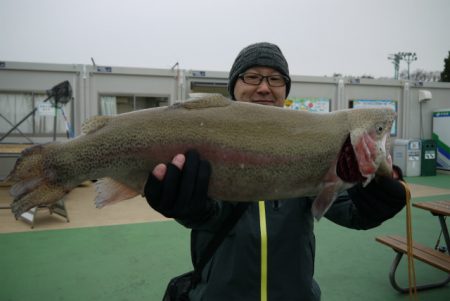 としまえんフィッシングエリア 釣果